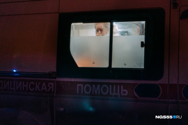 Найти койку для женщины удалось только после пикета у регионального Минздрава. Омичку госпитализировали в палату интенсивной терапии Найти койку для женщины удалось только после пикета у регионального Минздрава. Омичку госпитализировали в палату интенсивной терапии