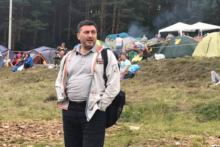 После подтвержденного теста у начальника весь департамент внутренней политики отправили на карантин После подтвержденного теста у начальника весь департамент внутренней политики отправили на карантин