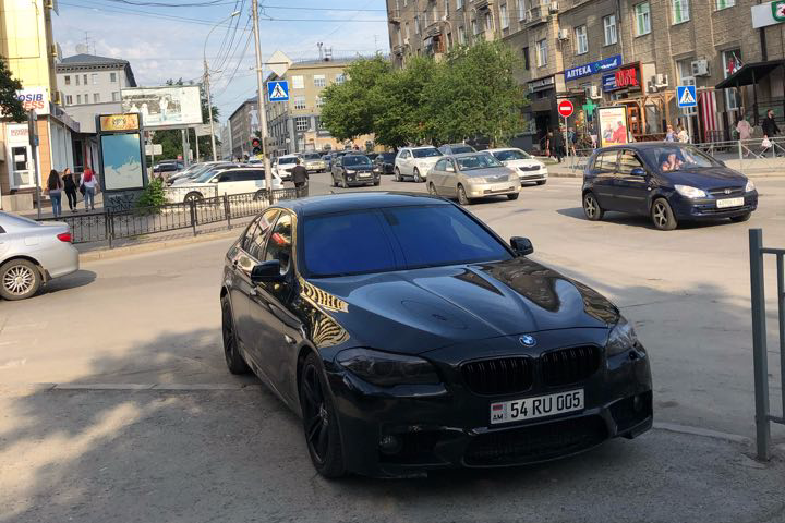 Запарковался на перекрестке Запарковался на перекрестке
