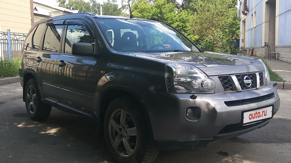 Nissan X-Trail, 2010 год Nissan X-Trail, 2010 год