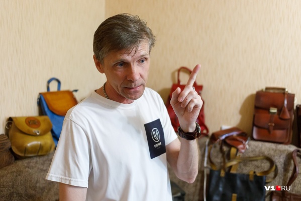 Павел Мисюрин уверен, что у каждого человека свое призвание. К своему он пришел после долгих лет проб и поисков Павел Мисюрин уверен, что у каждого человека свое призвание. К своему он пришел после долгих лет проб и поисков