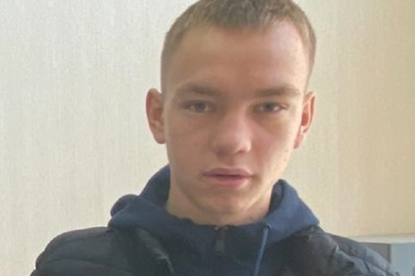 17-летний Петров уже был судим и сейчас находится в розыске 17-летний Петров уже был судим и сейчас находится в розыске