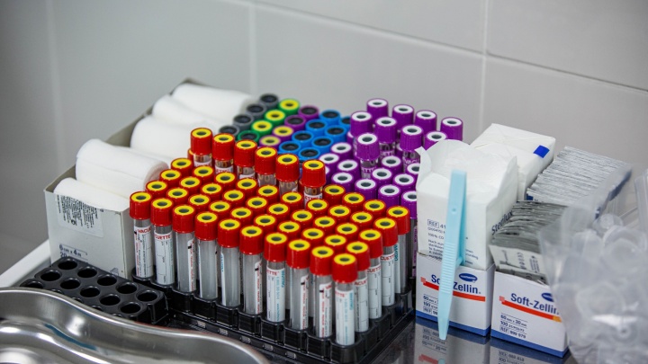 Власти Зауралья показали, как сделать тест на антигены COVID-19 самостоятельно