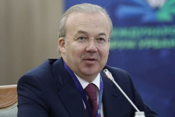 Андрей Назаров стал премьер-министром две недели назад Андрей Назаров стал премьер-министром две недели назад