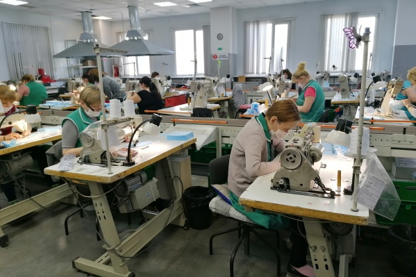 Раньше здесь шили лыжные ботинки и обувь Раньше здесь шили лыжные ботинки и обувь