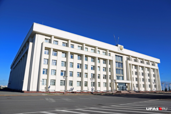 В Белом доме снова поменяли чиновников В Белом доме снова поменяли чиновников