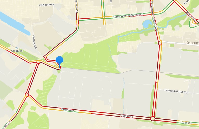 Движение сильно замедлено в Кировском районе Движение сильно замедлено в Кировском районе
