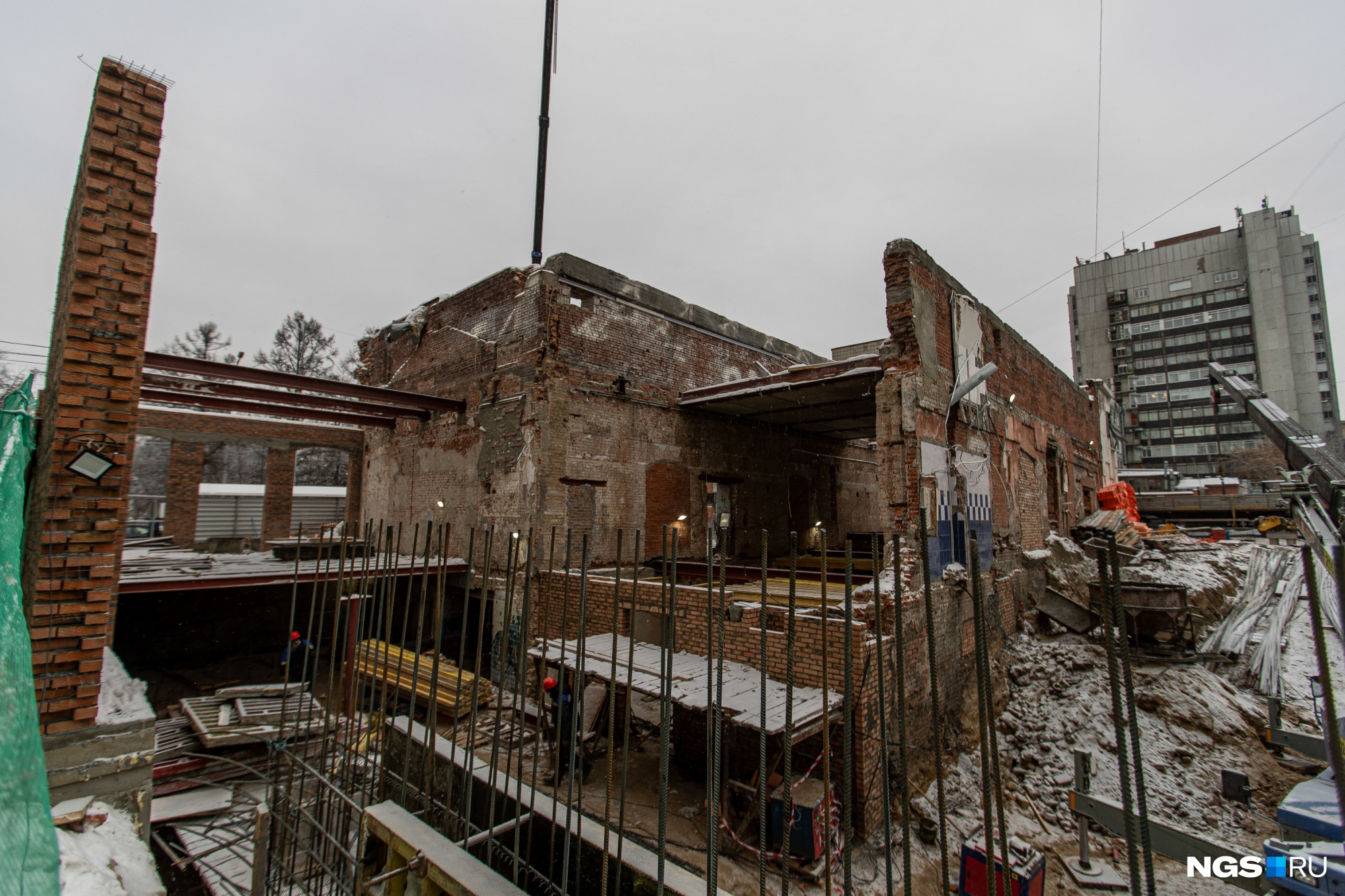 Театр Афанасьева хотят достроить в 2022 году — показываем, что сейчас происходит на месте реконструкции