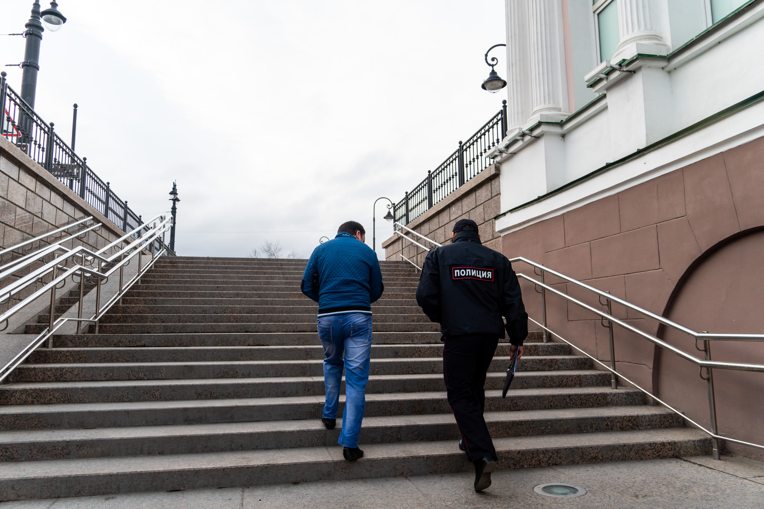 Двоих экс-полицейских в Забайкалье уволили за избиение подозреваемых