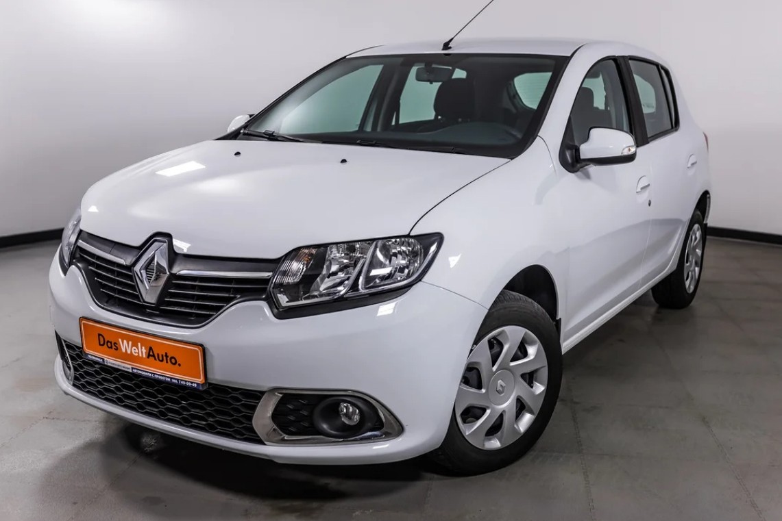 Sandero — частично унифицирован с Renault Duster, поэтому уверенно чувствует себя на плохих дорогах Sandero — частично унифицирован с Renault Duster, поэтому уверенно чувствует себя на плохих дорогах