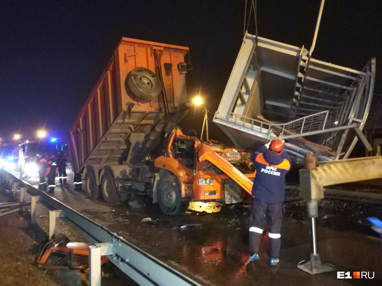 Прокуратура организовала проверку после обрушения моста на выезде из Екатеринбурга