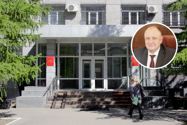 Пётр Трапезников 30 лет отработал в военных судах Пётр Трапезников 30 лет отработал в военных судах