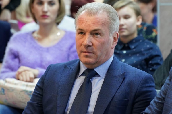 Разговор с главой района начнем в 20 часов Разговор с главой района начнем в 20 часов