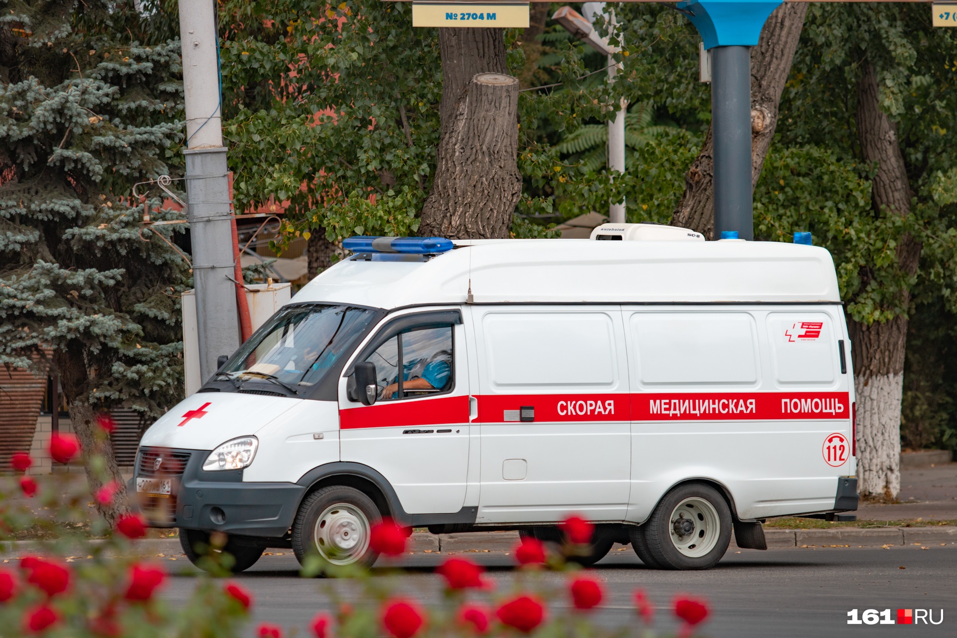 Не всех ростовчан с COVID-19 забирают в больницу. В каких случаях зараженного оставят дома?