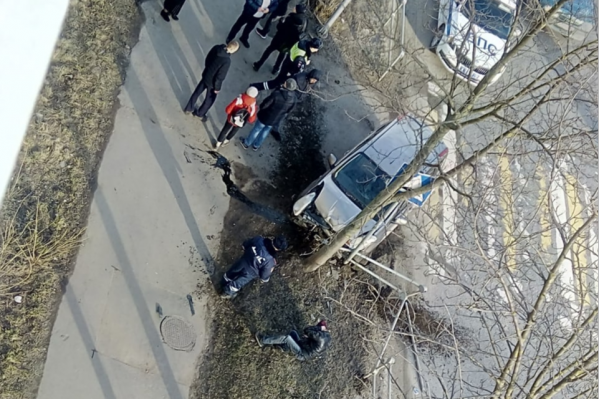 Пьяный водитель в Рыбинске устроил ДТП рядом со школой Пьяный водитель в Рыбинске устроил ДТП рядом со школой