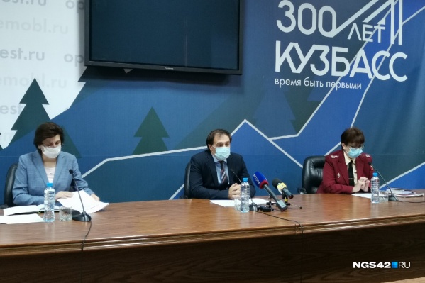 По словам Алексея Цигельника, на данный момент нет прямых номинантов на введение ограничений По словам Алексея Цигельника, на данный момент нет прямых номинантов на введение ограничений