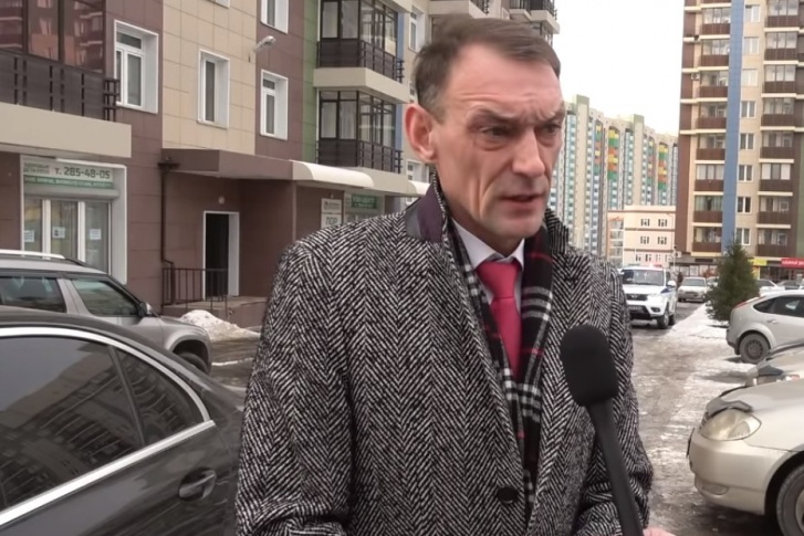 Алексей Талюк сообщил, что журналист сам кинулся на капот машины