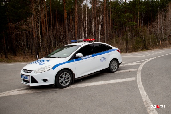 Двое полицейских совершили преступление, находясь при исполнении Двое полицейских совершили преступление, находясь при исполнении