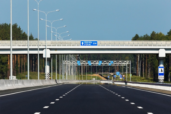 Участок ЕКАД — один из крупных проектов в рамках программы «Безопасные и качественные дороги»<br>
