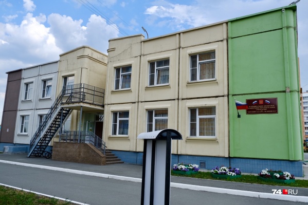 Детсад № 35 находится на Университетской Набережной Детсад № 35 находится на Университетской Набережной