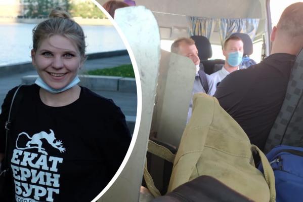 Екатерина Петрова сделала фотографию в автозаке, после чего у нее забрали телефон Екатерина Петрова сделала фотографию в автозаке, после чего у нее забрали телефон