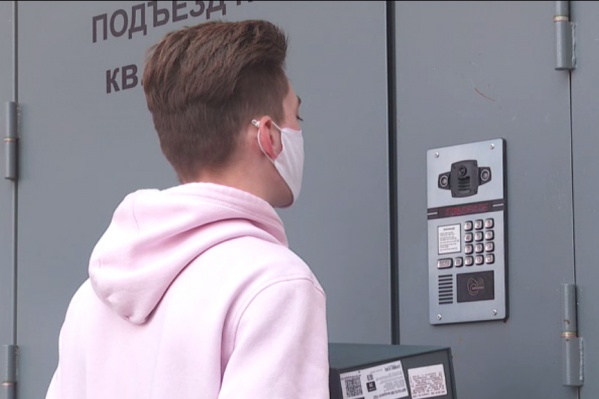 Камеры и умный домофон помогают контролировать, кто пришел Камеры и умный домофон помогают контролировать, кто пришел