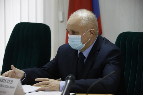 Сергей Цивилёв заявил, что медицинская помощь будет оказываться в новогодние праздники в полном объеме Сергей Цивилёв заявил, что медицинская помощь будет оказываться в новогодние праздники в полном объеме