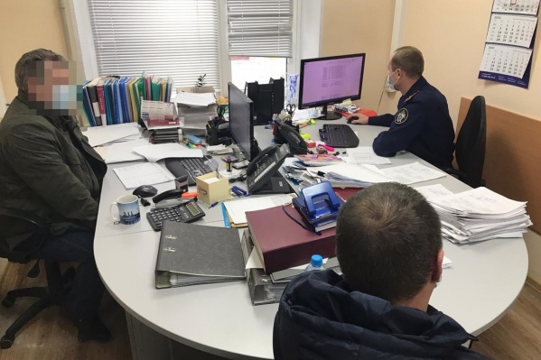 Силовики задержали семерых подозреваемых, в том числе руководителей акционерного общества Силовики задержали семерых подозреваемых, в том числе руководителей акционерного общества