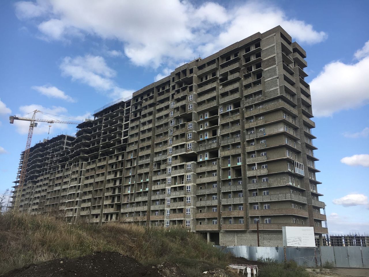 В городе есть недострои В городе есть недострои