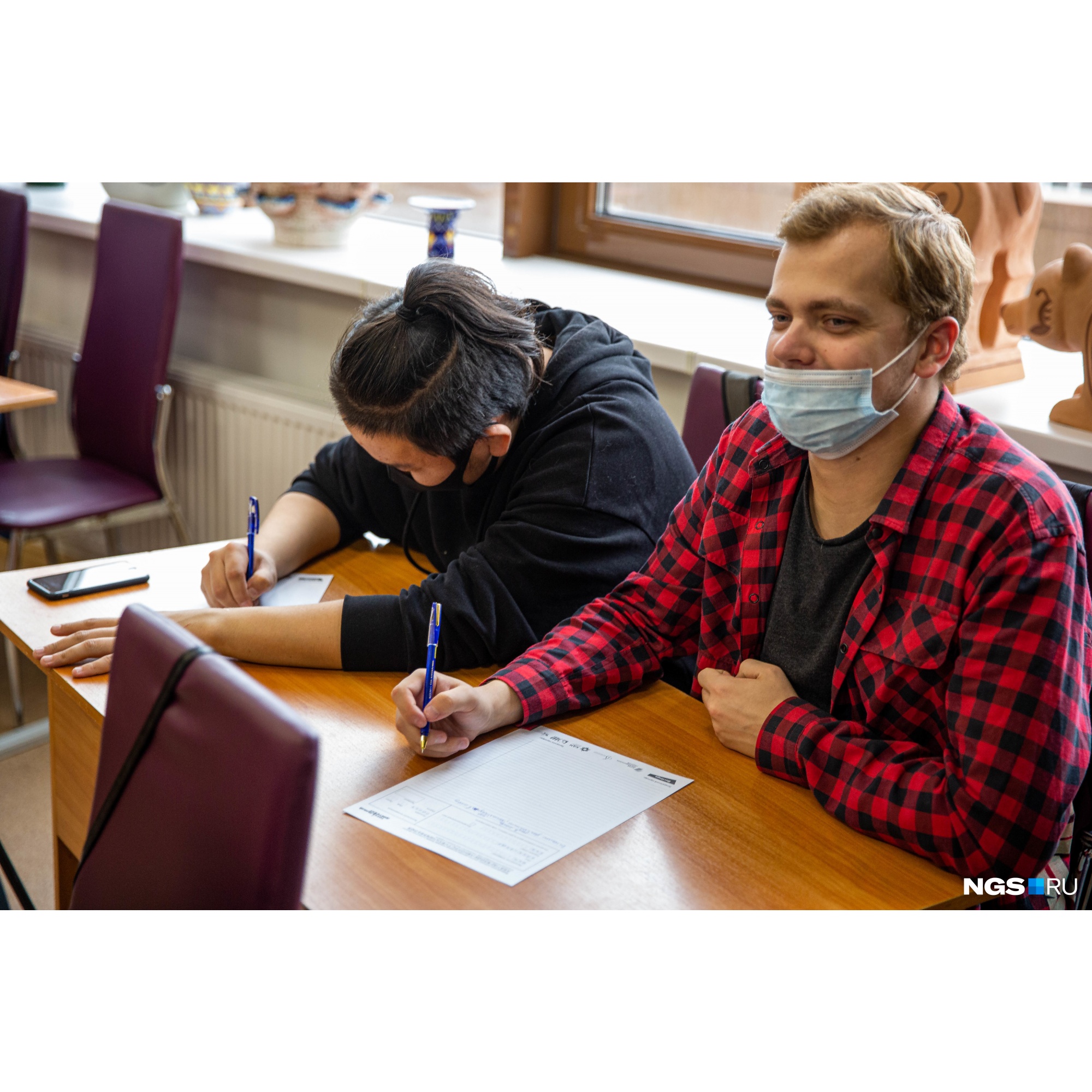 Акция проводится в течение двух часов Акция проводится в течение двух часов