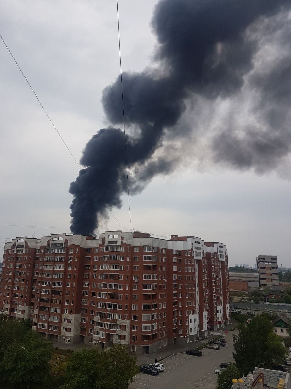 Новости екатеринбурга пожар. Пожар в Екатеринбурге. Пожар в ЕКБ. Крупный пожар в Екатеринбурге. Пожар в здании.