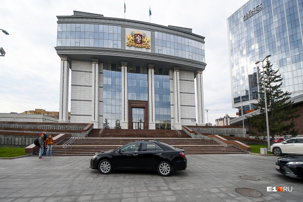 В Свердловской области начались довыборы в заксобрание по Краснотурьинскому округу В Свердловской области начались довыборы в заксобрание по Краснотурьинскому округу