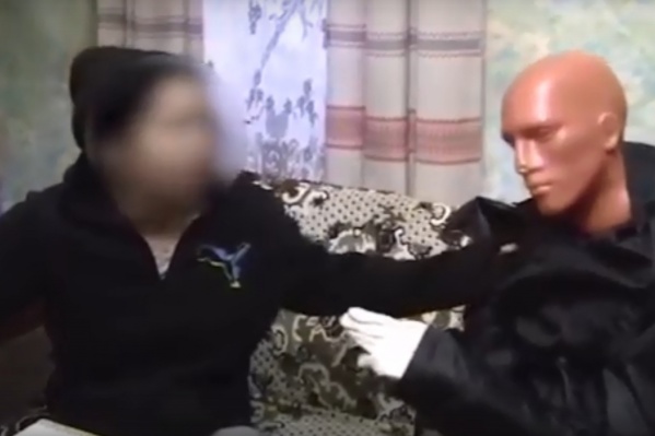 Женщина забила учительницу ножом Женщина забила учительницу ножом 