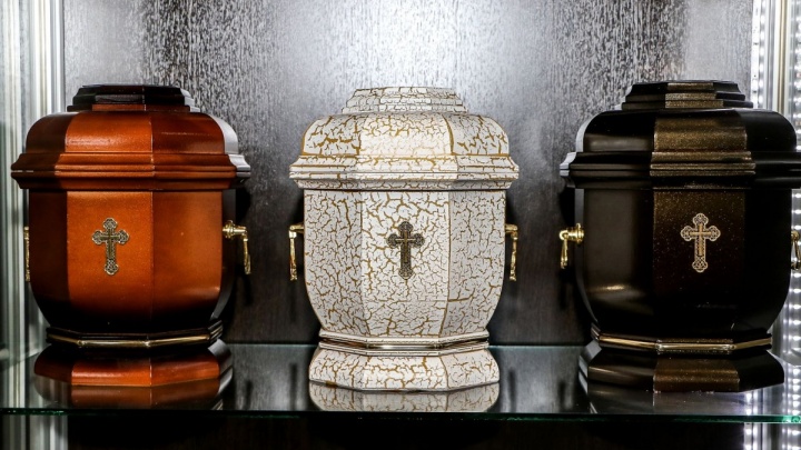 Нижегородский крематорий начал доставлять урны с прахом людям на самоизоляции