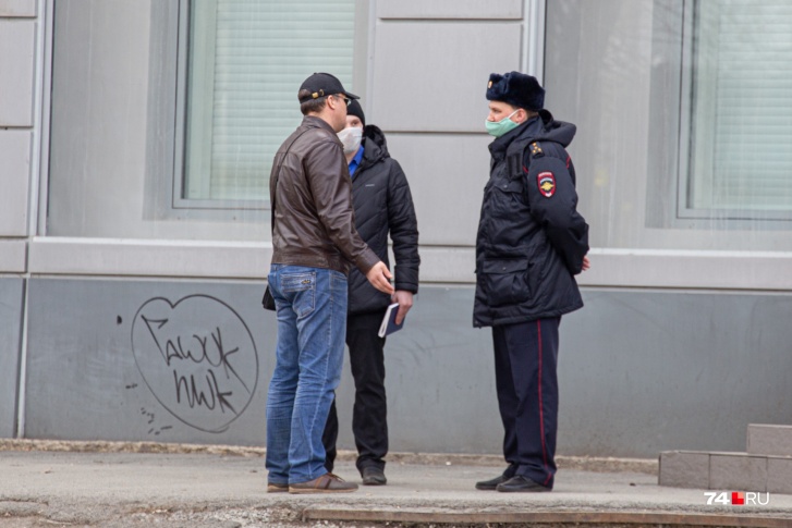 Северянам запретят посещать общественные пространства Северянам запретят посещать общественные пространства