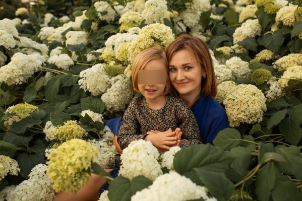 По словам мамы ребенка, она не видела дочь почти два месяца По словам мамы ребенка, она не видела дочь почти два месяца