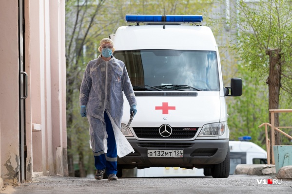Число заболевших продолжает стремительно расти Число заболевших продолжает стремительно расти
