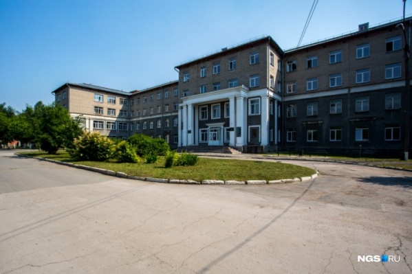 В 34-й больнице уже 28 заболевших коронавирусом медиков В 34-й больнице уже 28 заболевших коронавирусом медиков