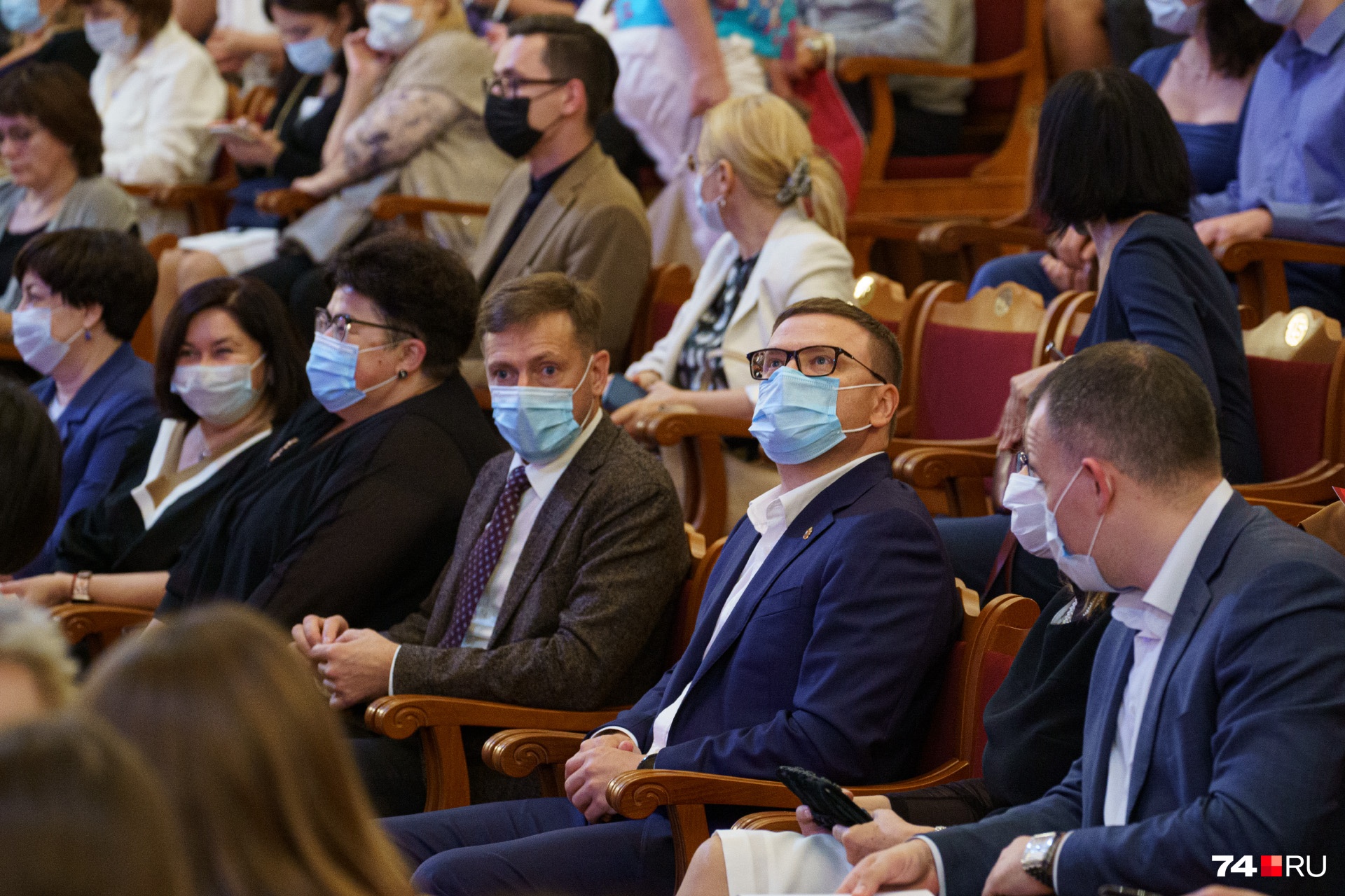 В целях безопасности рассаживать зрителей обещали через одного В целях безопасности рассаживать зрителей обещали через одного