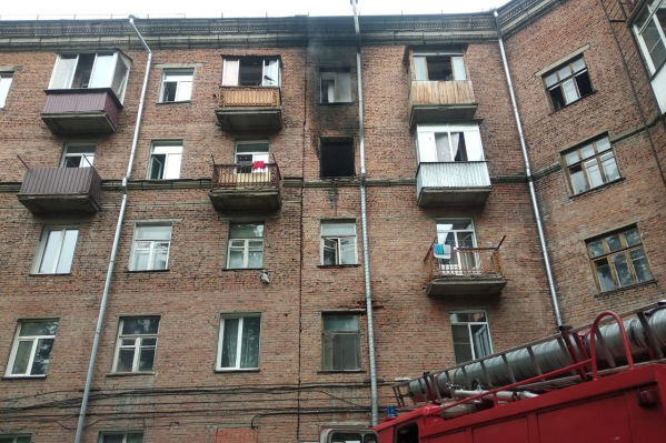 Открытое горение пожарные ликвидировали за полчаса Открытое горение пожарные ликвидировали за полчаса
