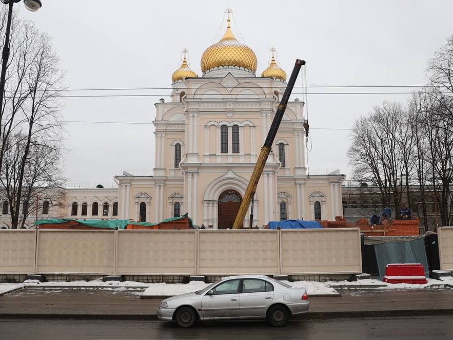 Колокольню Новодевичьего монастыря возводят на Московском проспекте. Работы давно согласованы с КГИОП