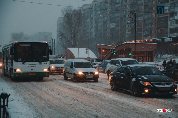 Специалисты говорят, что проверки транспорта и людей в нем проходят в Тюмени постоянно. Вы сталкивались с этим? Специалисты говорят, что проверки транспорта и людей в нем проходят в Тюмени постоянно. Вы сталкивались с этим?