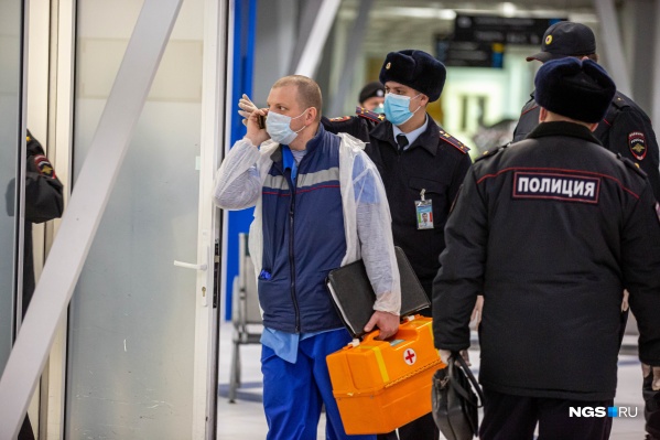 В Толмачёво встретят пассажиров столичных рейсов В Толмачёво встретят пассажиров столичных рейсов