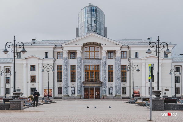 Пока власти не уточняют, какие мероприятия будут отменять Пока власти не уточняют, какие мероприятия будут отменять
