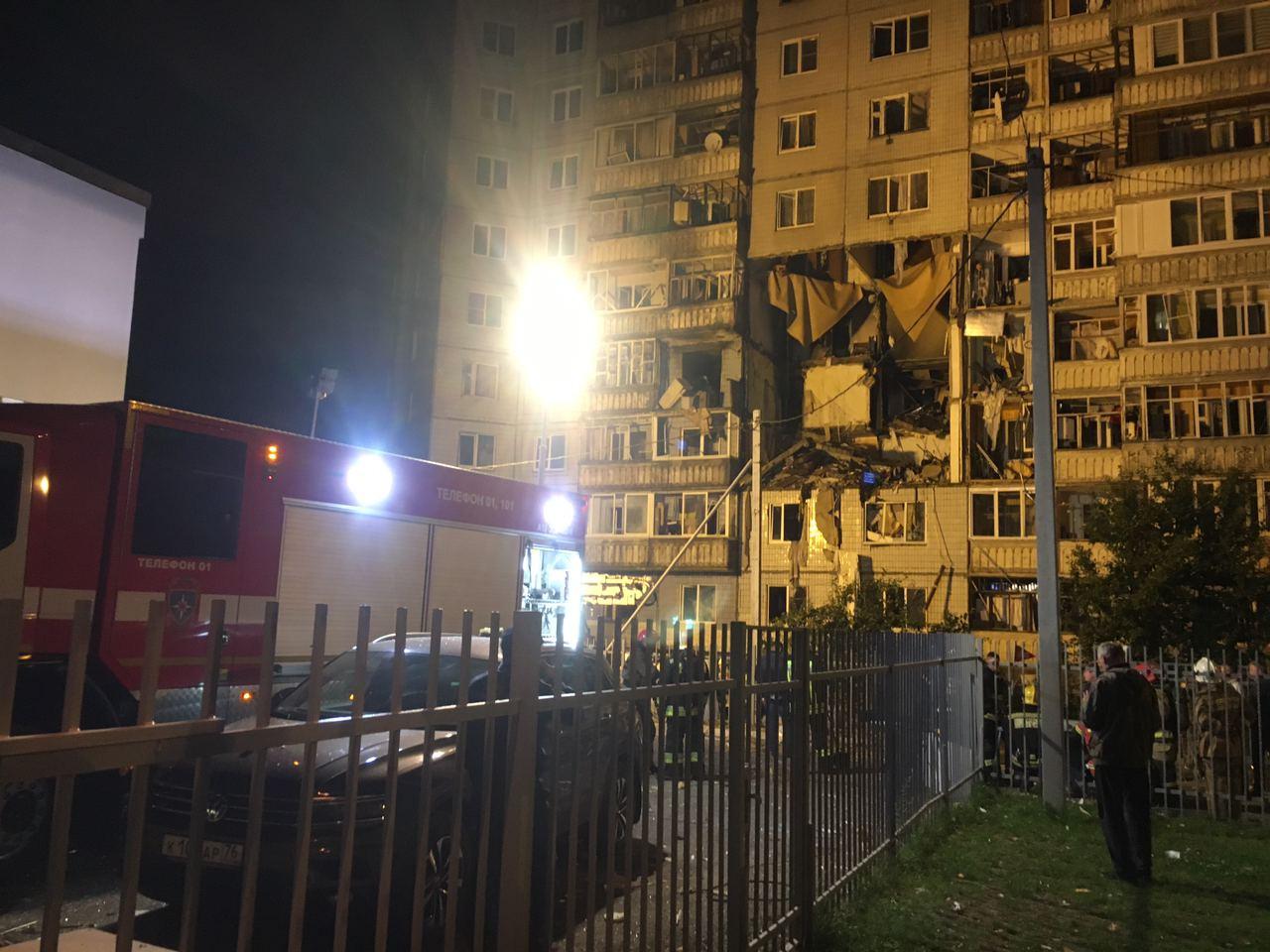 Взрыв дома в Ярославле: один человек погиб, трое пострадали