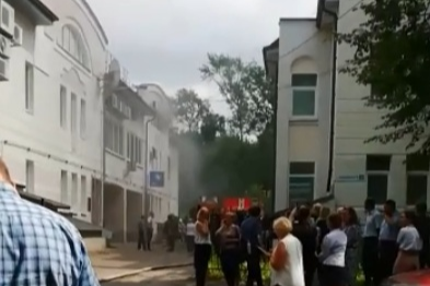 Из офисного здания успели вывести всех Из офисного здания успели вывести всех 