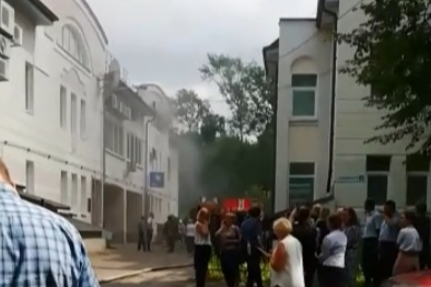 Из горящего здания в центре Ярославля эвакуировали 25 человек. Первые подробности