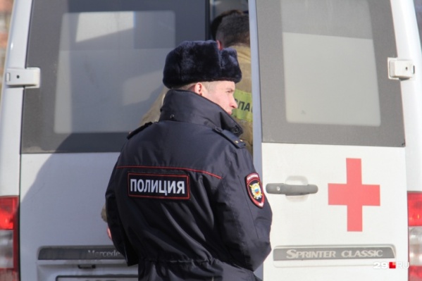 Предварительная причина смерти — «отравление неизвестным веществом» Предварительная причина смерти — «отравление неизвестным веществом»