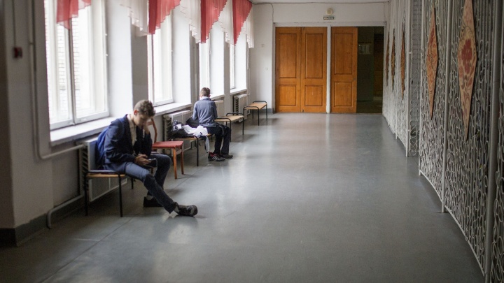 В Ярославской области на карантин по коронавирусу и ОРВИ закрыли 68 классов и 8 групп