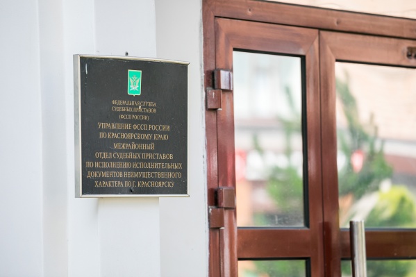 Женщина получала взятки, всего около 200 тысяч рублей Женщина получала взятки, всего около 200 тысяч рублей